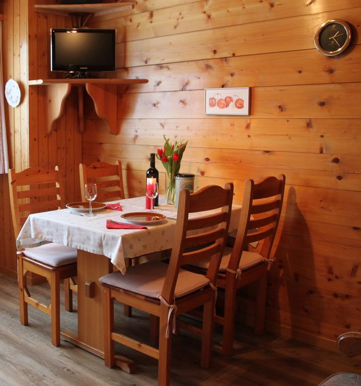 Haus Bel-Air Apartamento Grächen Quarto foto